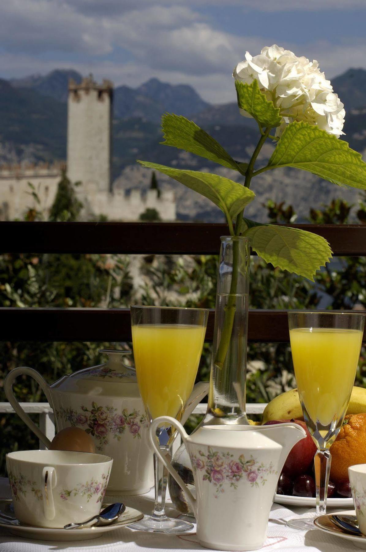 Eco Hotel Ariston Malcesine Exterior foto